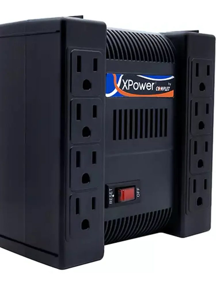 Regulador de Voltaje Modelo Complet ERV-9-001 XP1300 1300VA / 650W con Supresor Integrado 8 Contactos. 120V Entrada/salida. 60 Meses de Garantia.