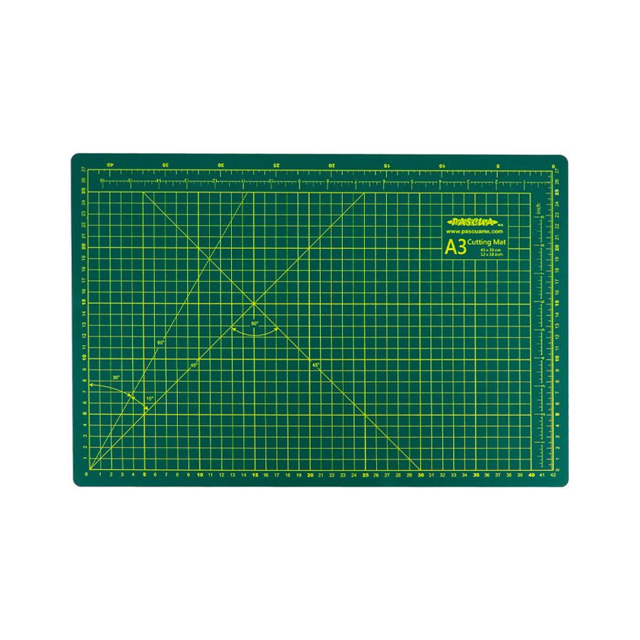 Tabla marca MAE para corte de 45 x 30 cm